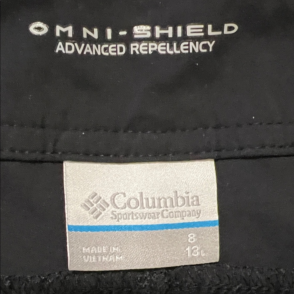 Columbia Black Water Resistant Womens Shorts - Picture 2 of 3